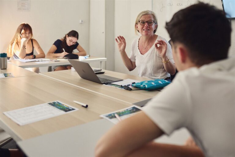Intensive French courses in Bordeaux