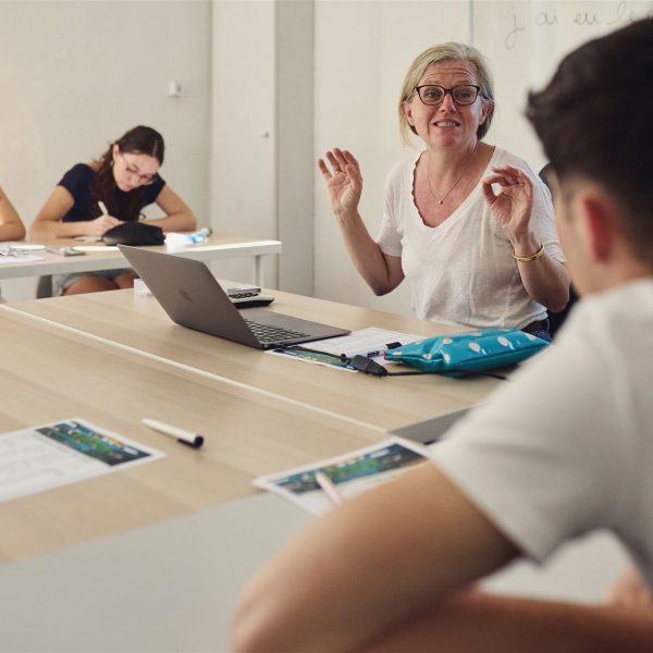 Intensive French courses in Bordeaux