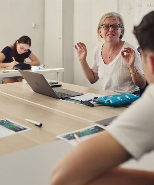Intensive French courses in Bordeaux