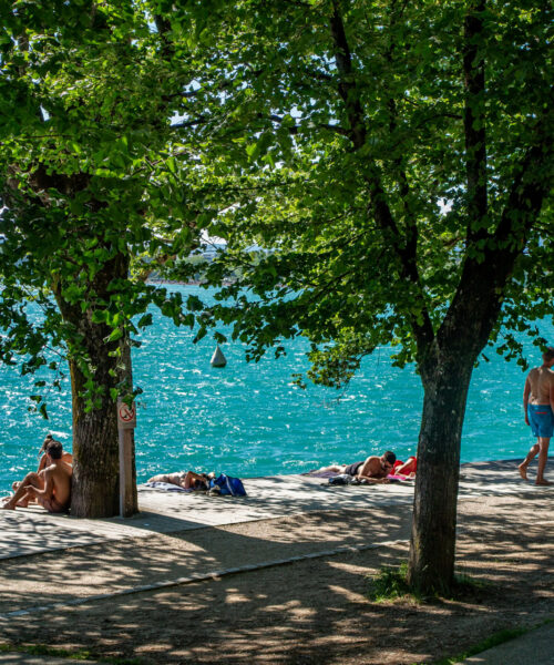 French summer camp in Annecy