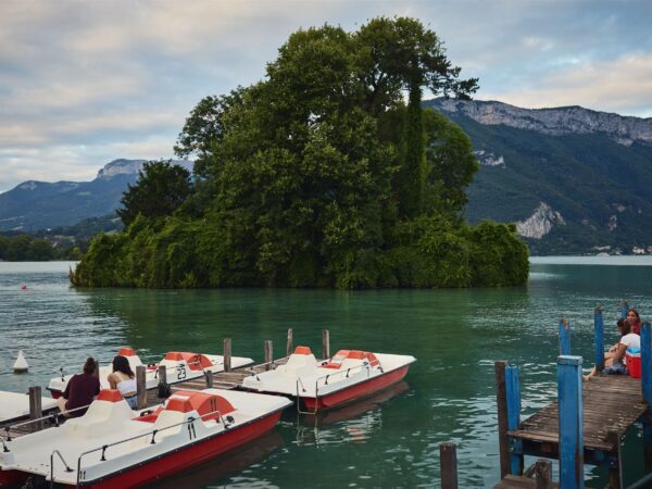 French summer courses in Annecy