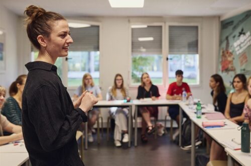 Standard French courses in Ifalpes Annecy