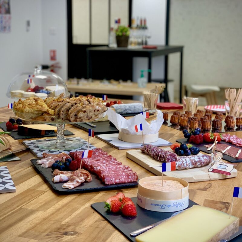 12 Wine & Cheeses