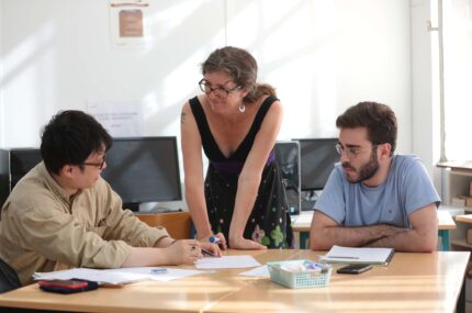 Standard French courses in Toulouse with Langue Onze