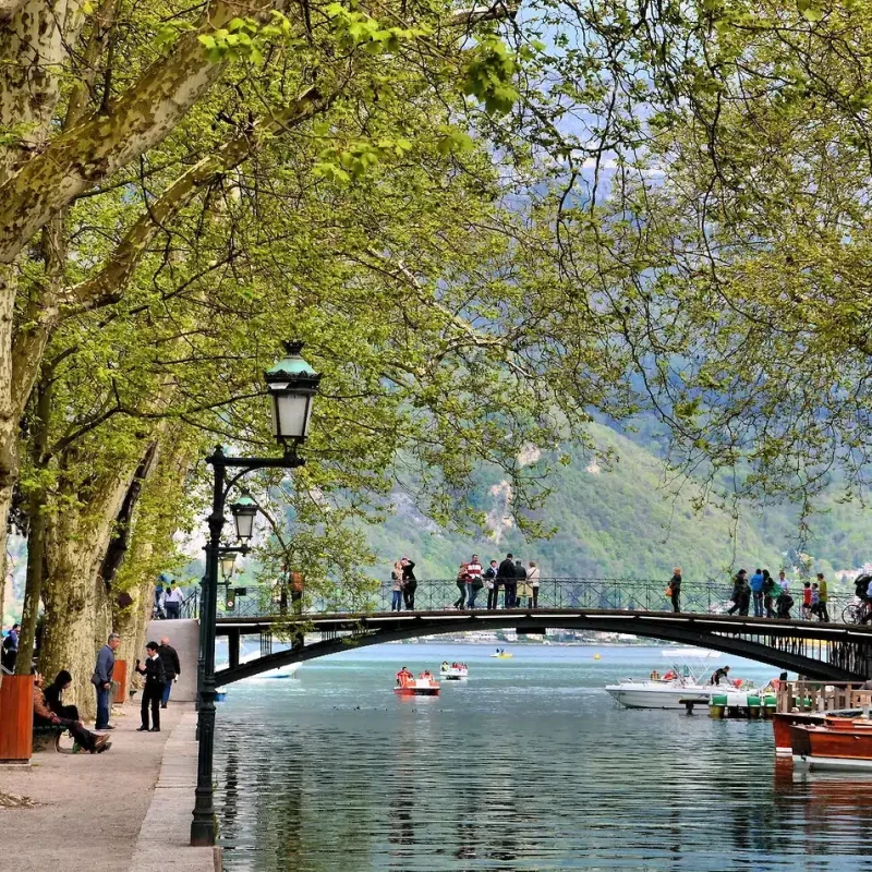 France-Annecy-Pont-des-Amours-Vasse-Canal France-Annecy-Pont-des-Amours-Vasse-Canal