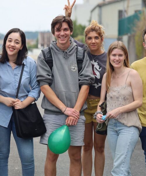 Students Learning French in Bordeaux