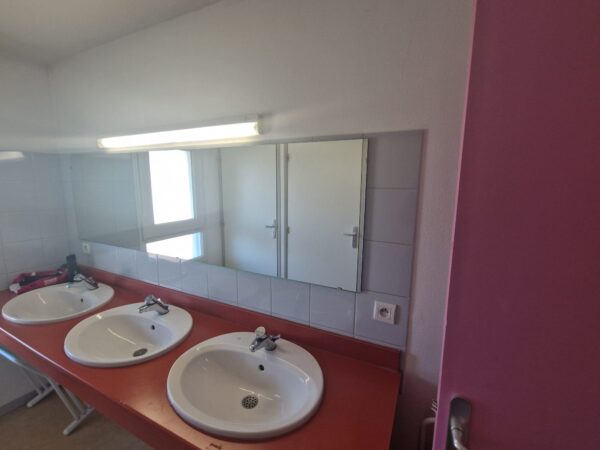 WhatsApp Image 2025-01-22 at 09.42.29