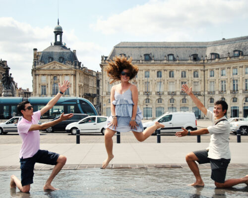 Students enjoying Bordeaux